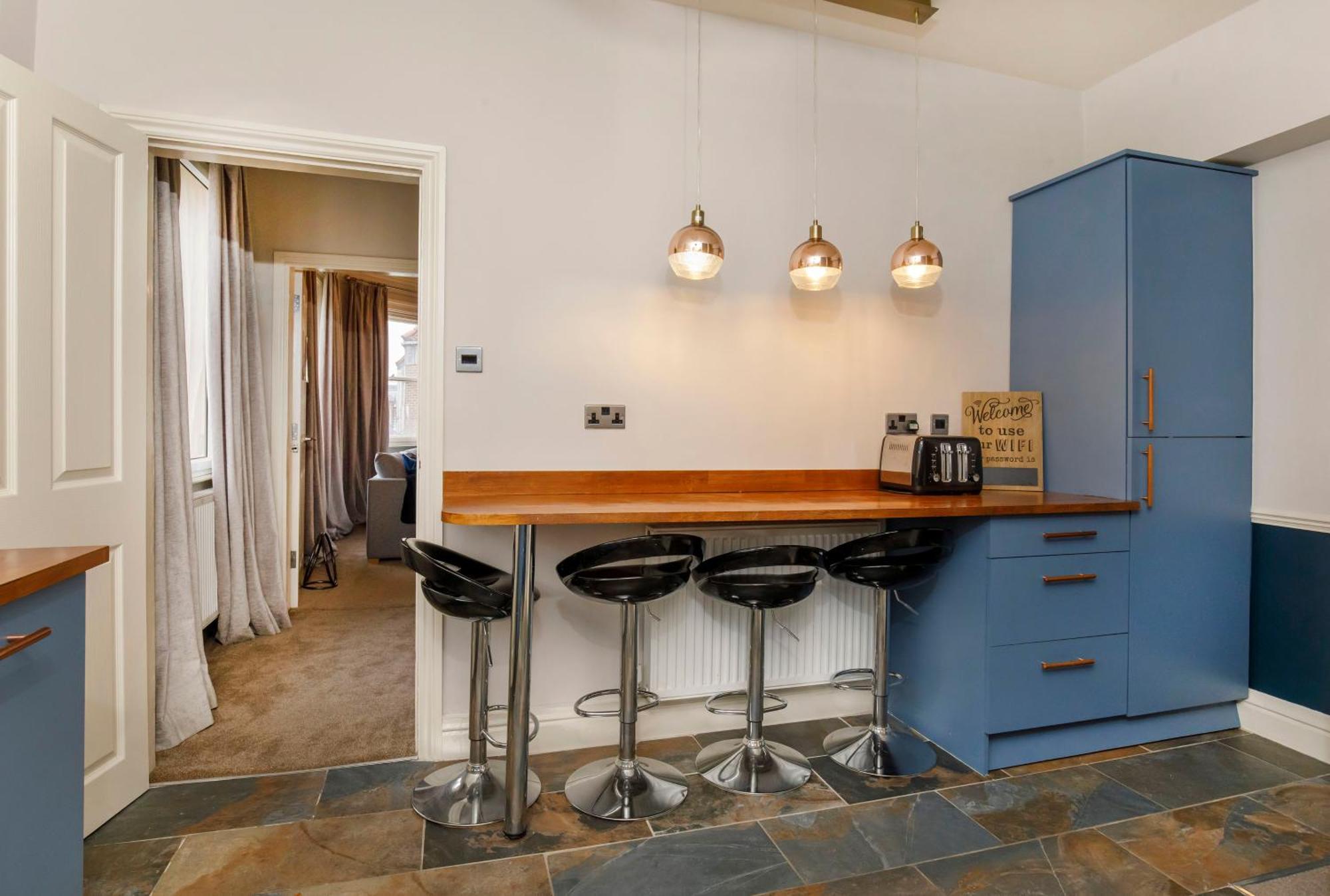 Patrick'S Pool- 4 Bedroom,4 Bathroom, Most Central Luxury Townhouse! - York — Photos 2